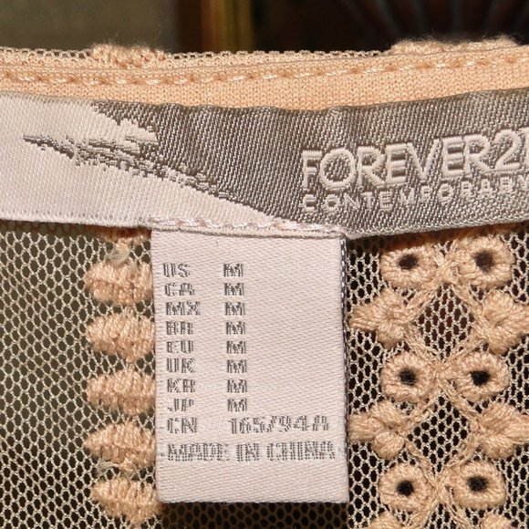 Beautiful Lace Forever 21 Top - Picture 2 of 3